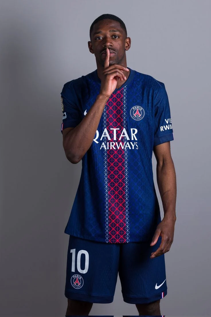 Maillot concept du Paris Saint-Germain porté par Ousmane Dembélé