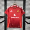Maillot Manchester United Domicile 2024/2025 — devant Maillot Manchester United Domicile 2024/2025 — devant