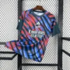 Maillot Arsenal Avant-Match Rayé 2026/2027 — devant Maillot Arsenal Avant-Match Rayé 2026/2027 — devant