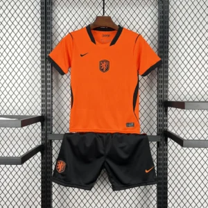 Kit Enfant Pays-Bas Orange 2026/2027 — devant Kit Enfant Pays-Bas Orange 2026/2027 — devant