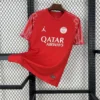 Maillot PSG Concept Rouge 2025/2026 — devant Maillot PSG Concept Rouge 2025/2026 — devant
