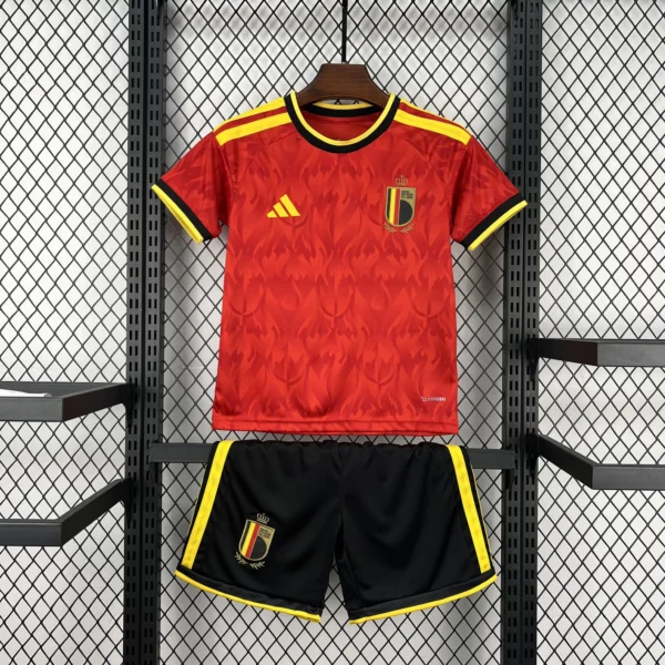 Kit Enfant Belgique Rouge et Jaune 2026/2027 — devant
