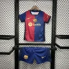 Kit Enfant FC Barcelone Bleu et Grenat 2024/2025 — devant
