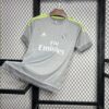 Maillot Real Madrid Retro 2015/2016 — devant Maillot Real Madrid Retro 2015/2016 — devant