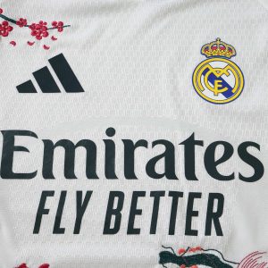 Maillot Real Madrid Brodé Sakura Domicile Édition Joueur 26/27