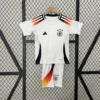 Kit Enfant Allemagne 2024/2025 — devant Kit Enfant Allemagne 2024/2025 — devant