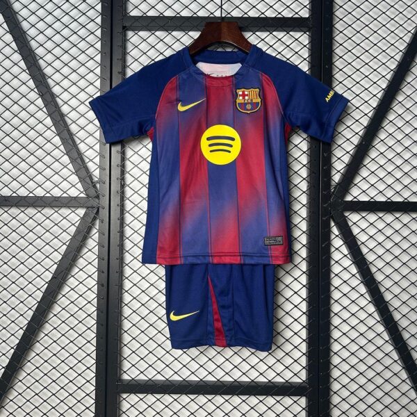 Kit Enfant FC Barcelone Bleu et Grenat 2025/2026 — devant