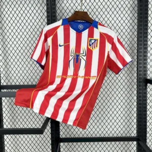Maillot Atlético Madrid Retro Rouge et Blanc 2004/2005 — devant Maillot Atlético Madrid Retro Rouge et Blanc 2004/2005 — devant