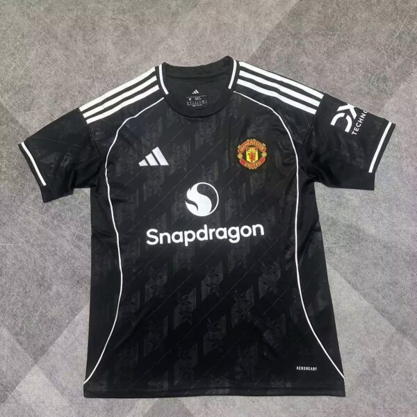 Maillot Manchester United Concept 2025/2026 — devant Maillot Manchester United Concept 2025/2026 — devant