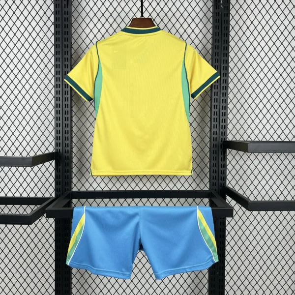 Kit Enfant Brésil Jaune 2026/2027 — dos