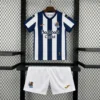 Kit Enfant Real Sociedad Domicile 2026/2027 — devant Kit Enfant Real Sociedad Domicile 2026/2027 — devant