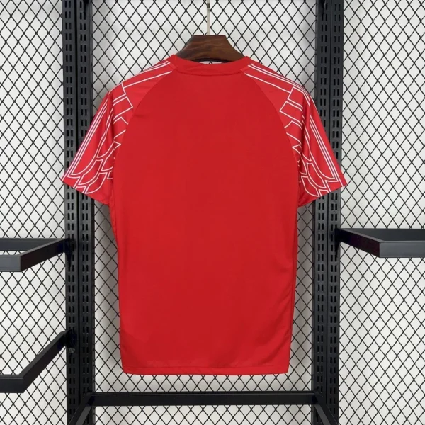 Maillot PSG Concept Rouge 2025/2026 — dos Maillot PSG Concept Rouge 2025/2026 — dos
