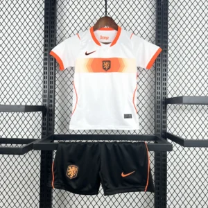 Kit Enfant Pays-Bas Blanc et Orange 2026/2027 — devant Kit Enfant Pays-Bas Blanc et Orange 2026/2027 — devant