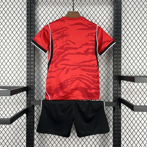 Kit Enfant Corée du Sud Rouge 2026/2027 — dos Kit Enfant Corée du Sud Rouge 2026/2027 — dos