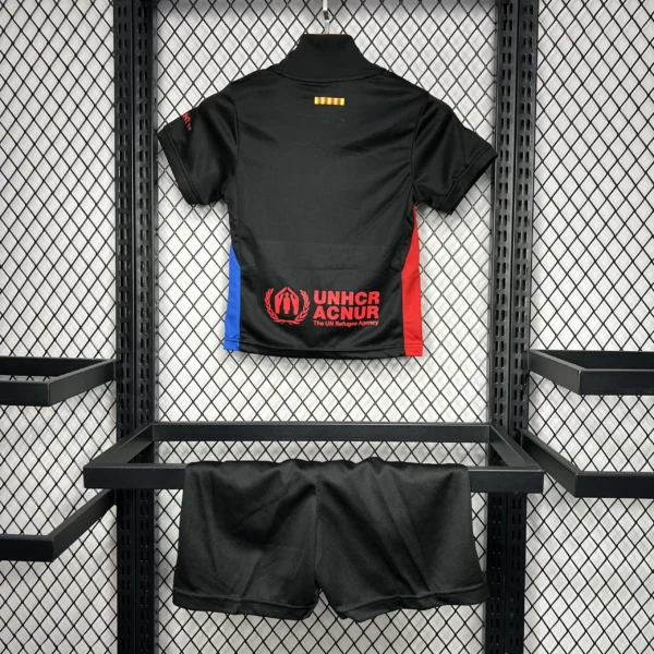 Kit Enfant FC Barcelone Noir Liserés 2024/2025 — dos