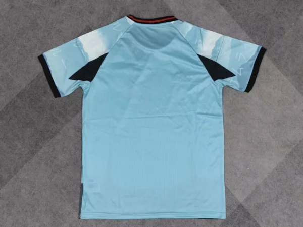 Maillot Japon Concept Bleu Ciel 2025/2026 — dos Maillot Japon Concept Bleu Ciel 2025/2026 — dos