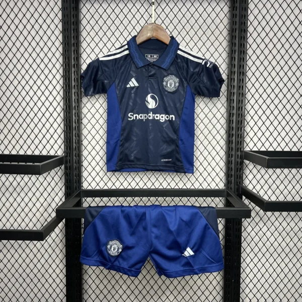 Kit Enfant Manchester United 2024/2025 — devant