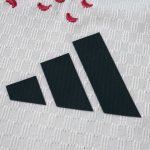 Maillot Real Madrid Brodé Sakura Domicile Édition Joueur 26/27