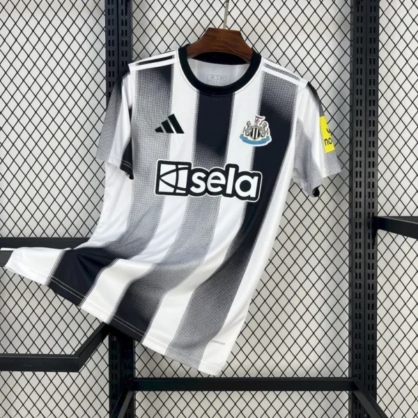 Maillot Newcastle Domicile 2025/2026 — devant