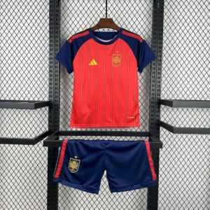 Kit Enfant Espagne Rouge et Marine 2026/2027 — devant Kit Enfant Espagne Rouge et Marine 2026/2027 — devant