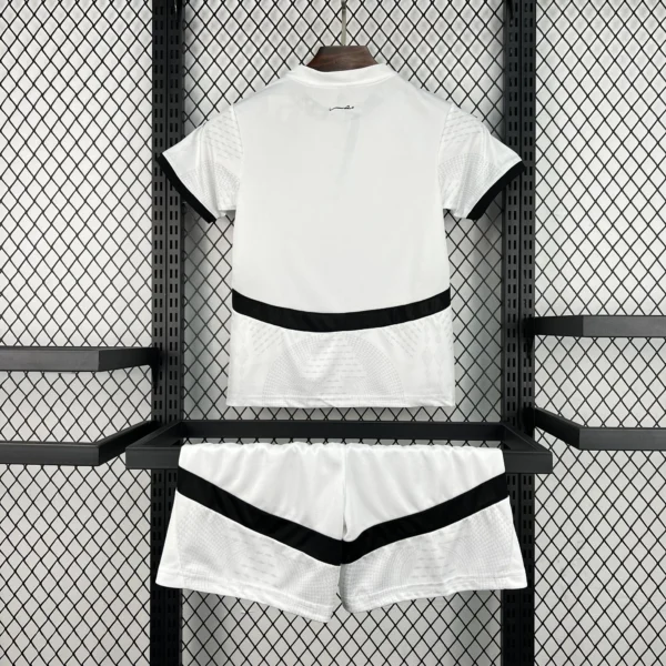 Kit Enfant Égypte Blanc 2026/2027 — dos Kit Enfant Égypte Blanc 2026/2027 — dos