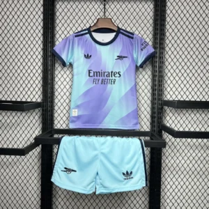 Kit Enfant Arsenal Lavande 2024/2025 — devant Kit Enfant Arsenal Lavande 2024/2025 — devant
