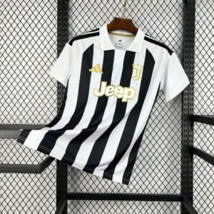 Maillot Juventus Domicile 2026/2027 — devant Maillot Juventus Domicile 2026/2027 — devant