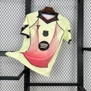 Maillot FC Barcelone Concept Jaune et Rose 2025/2026 — devant Maillot FC Barcelone Concept Jaune et Rose 2025/2026 — devant