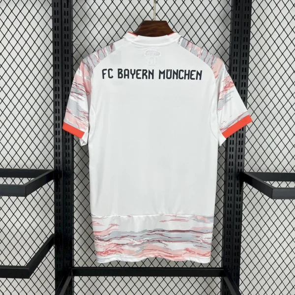 Maillot Bayern Munich Extérieur 2025/2026 — dos
