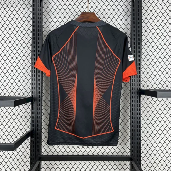 Maillot FC Barcelone Concept Orange et Noir 2025/2026 — dos Maillot FC Barcelone Concept Orange et Noir 2025/2026 — dos