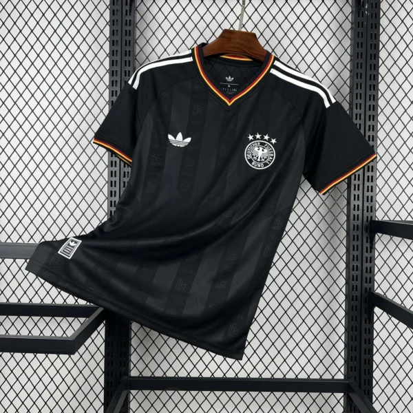 Maillot Allemagne Avant-Match 2026/2027 — devant