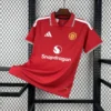 Maillot Manchester United Domicile 2026/2027 — devant Maillot Manchester United Domicile 2026/2027 — devant