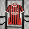 Maillot AC Milan Domicile 2024/2025 — devant Maillot AC Milan Domicile 2024/2025 — devant