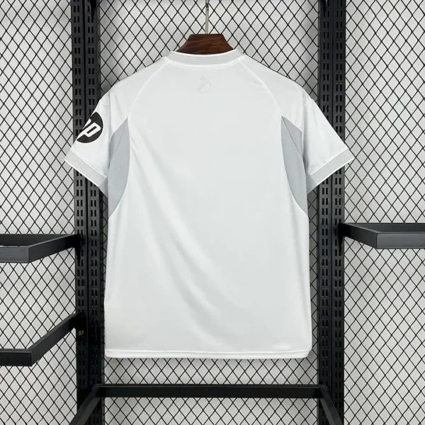 Maillot Real Madrid Domicile 2025/2026 — dos Maillot Real Madrid Domicile 2025/2026 — dos
