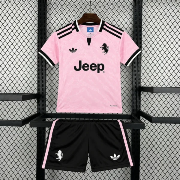 Kit Enfant Juventus Extérieur 2026/2027 — devant
