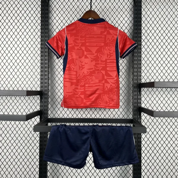Kit Enfant Angleterre Extérieur 2026/2027 — dos