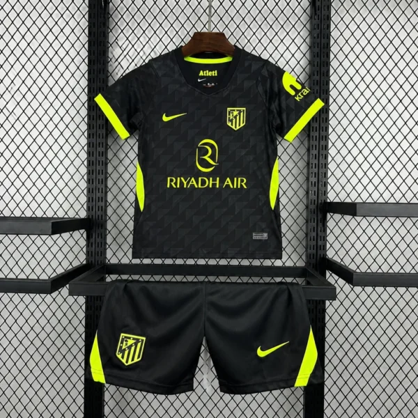 Kit Enfant Atlético Madrid Extérieur 2026/2027 — devant Kit Enfant Atlético Madrid Extérieur 2026/2027 — devant