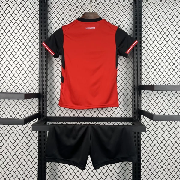 Kit Enfant Autriche Domicile 2026/2027 — dos Kit Enfant Autriche Domicile 2026/2027 — dos