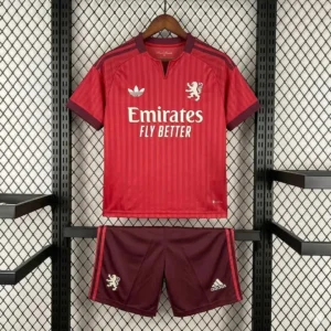 Kit Enfant OL Extérieur 2026/2027 — devant Kit Enfant OL Extérieur 2026/2027 — devant