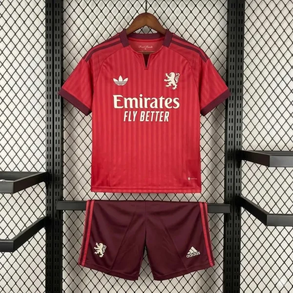 Kit Enfant OL Extérieur 2026/2027 — devant Kit Enfant OL Extérieur 2026/2027 — devant