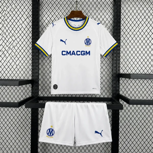 Kit Enfant OM Domicile 2026/2027 — devant Kit Enfant OM Domicile 2026/2027 — devant