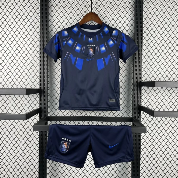 Kit Enfant Uruguay Extérieur 2026/2027 — devant Kit Enfant Uruguay Extérieur 2026/2027 — devant
