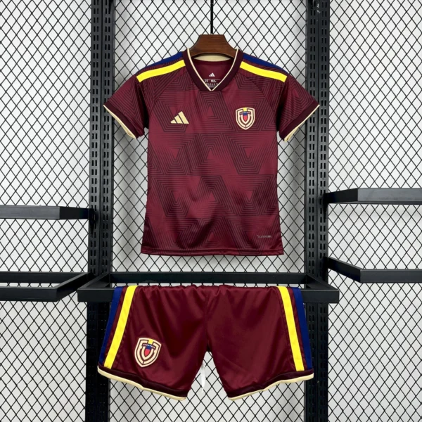 Kit Enfant Venezuela Domicile 2026/2027 — devant