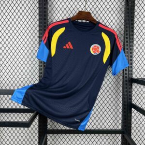 Maillot Colombie Avant-Match Bleu Marine 2026/2027 — devant Maillot Colombie Avant-Match Bleu Marine 2026/2027 — devant