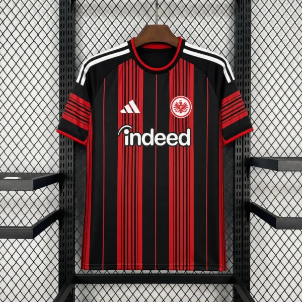 Maillot Eintracht Francfort Extérieur Rouge et Noir 2026/2027 — devant Maillot Eintracht Francfort Extérieur Rouge et Noir 2026/2027 — devant