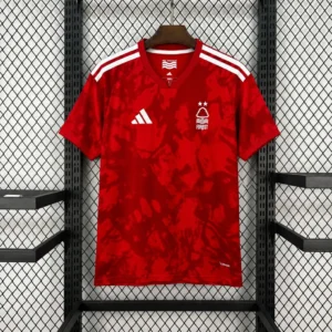 Maillot Nottingham Forest Domicile 2026/2027 — devant Maillot Nottingham Forest Domicile 2026/2027 — devant